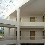 F1 Hotel