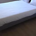 F1 Hotel