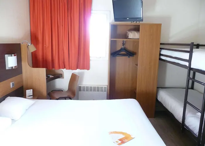 F1 Otel Maurepas (Yvelines)
