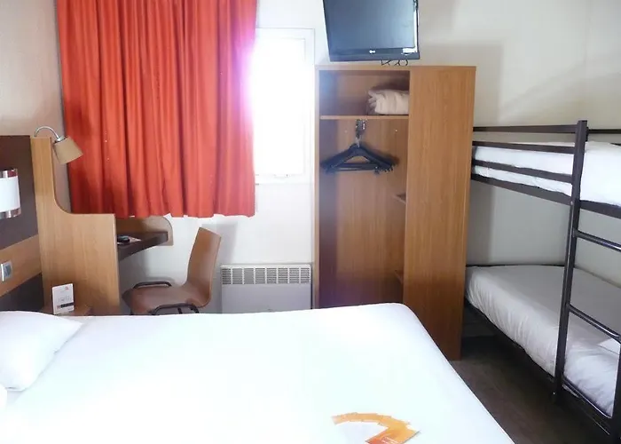 F1 Hotell