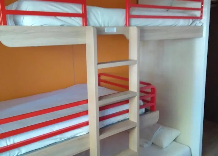 F1 Otel