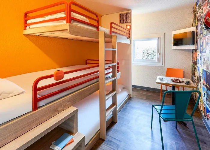 Otel F1 Maurepas (Yvelines)